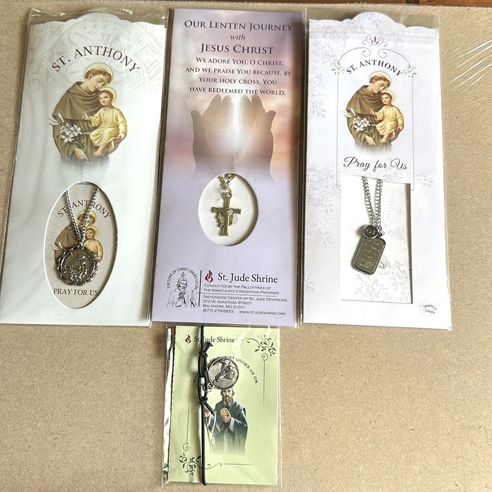 St. Anthony and St. Jude Religious Necklace Set